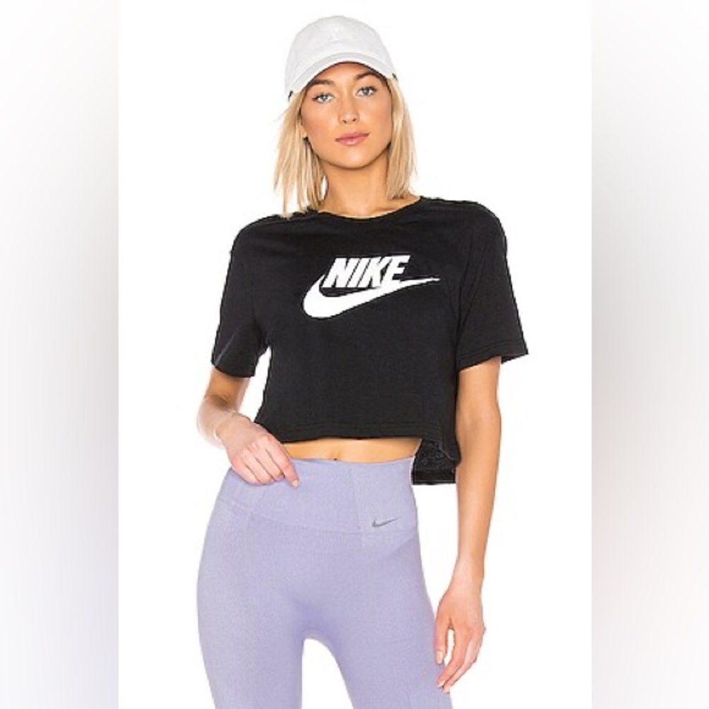 Nike Crop Tee